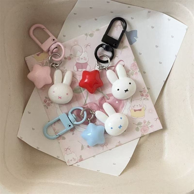 Chaveiro Kawaii Miffy, Charmos - Car Accessories Company avaliação e preço